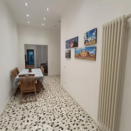 Vicino Al Mare E La Pineta Di Viareggio Villa *